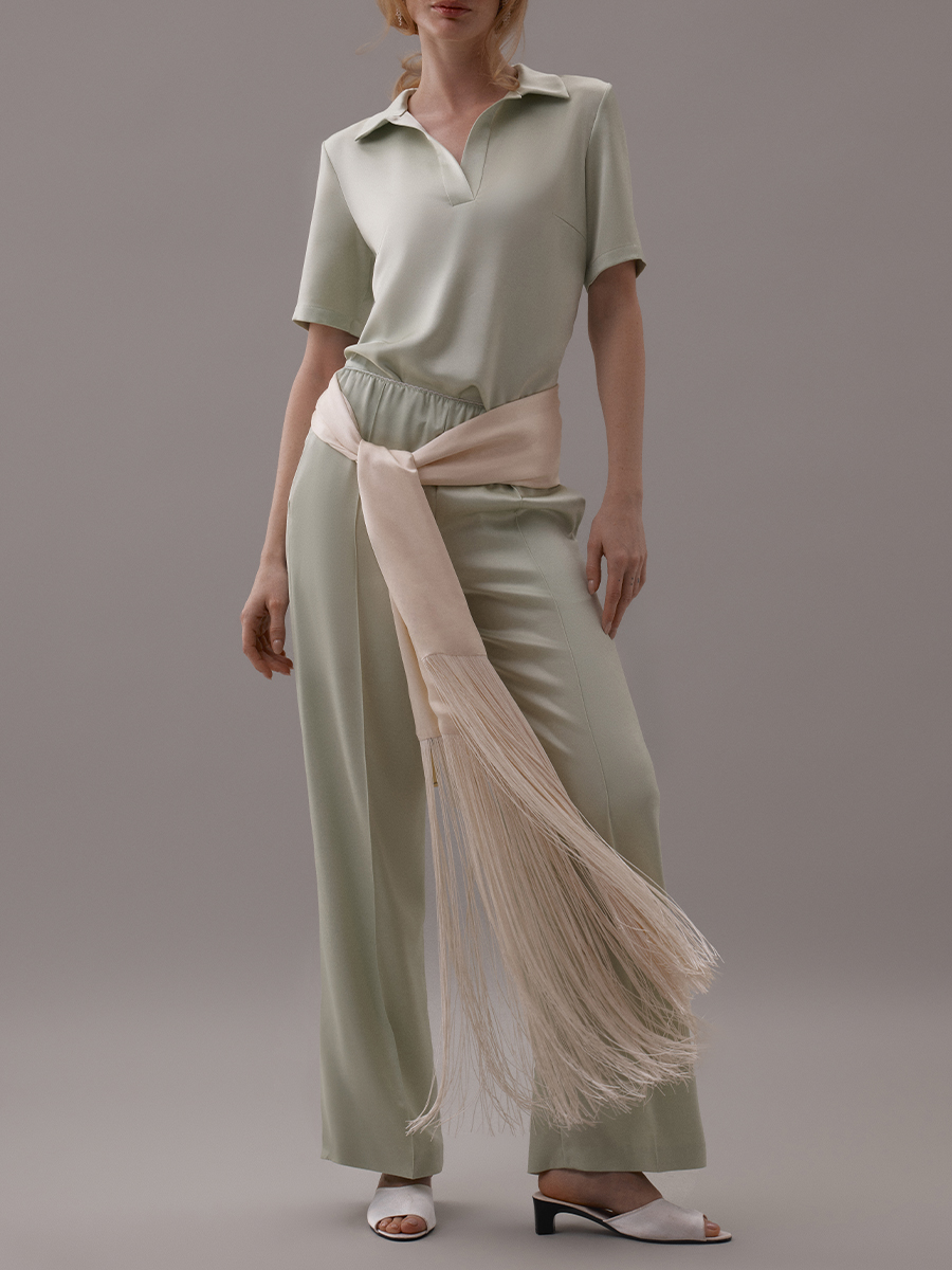 Брюки из фисташкового атласа