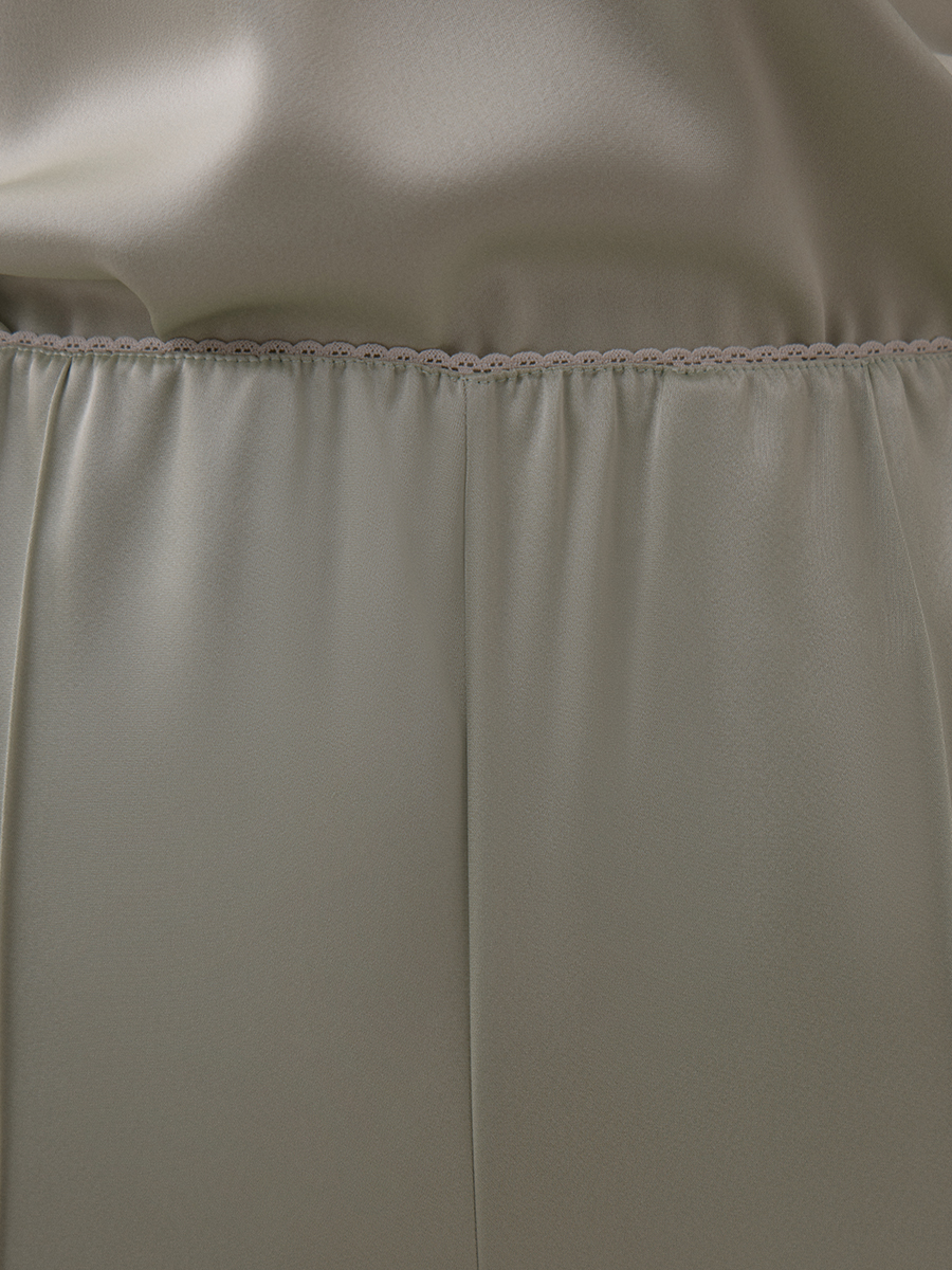 Брюки из фисташкового атласа